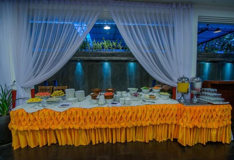 ホテル Mekong Angkor Palace