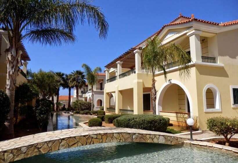 בית מלון כפרי Messina Resort