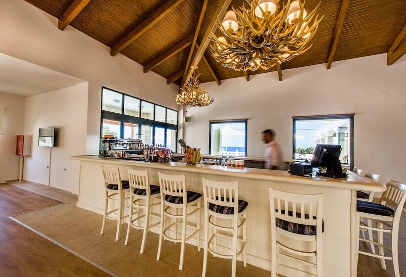 בית מלון כפרי Messina Resort