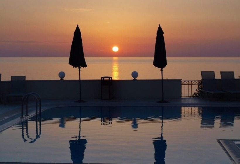 בית מלון כפרי Messina Resort