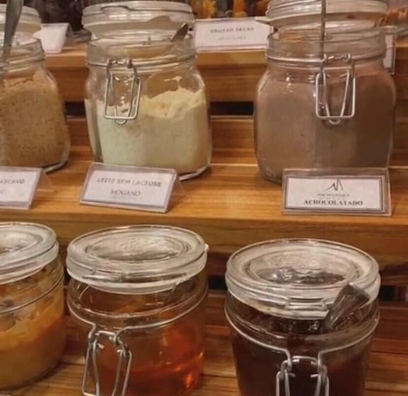 Mogano Premium Hotel Eletroposto