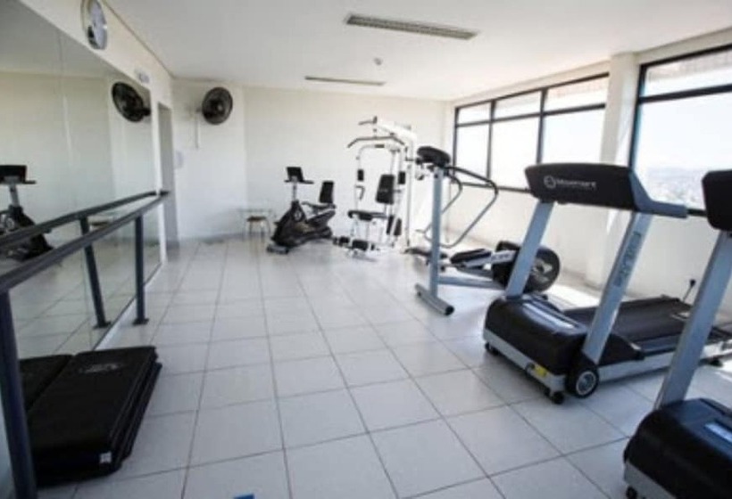 Mogano Premium Hotel Eletroposto