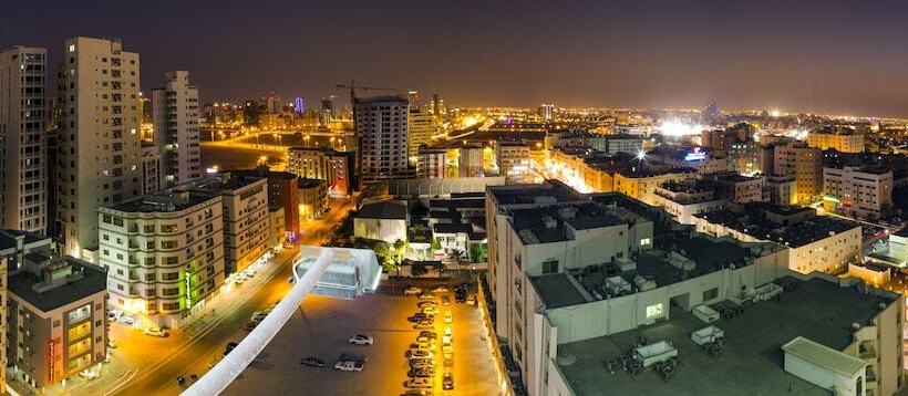 Monroe Hotel & Suites