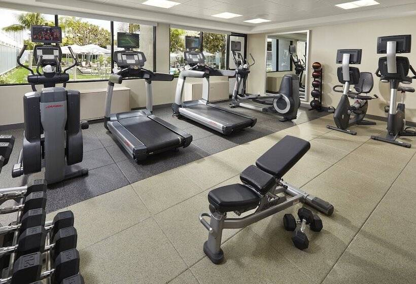 Monroe Hotel & Suites