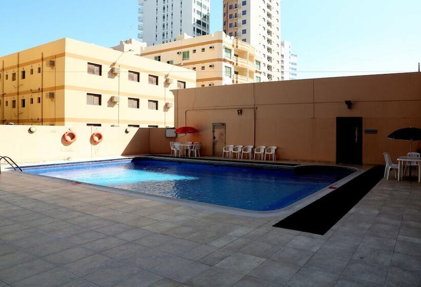 Monroe Hotel & Suites