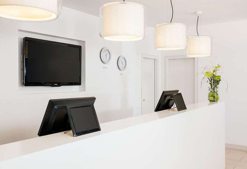 호텔 NH Frankfurt Messe