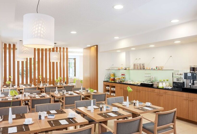 호텔 NH Frankfurt Messe