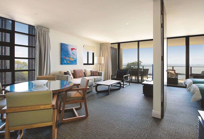 ホテル Oaks Redcliffe Mon Komo Suites