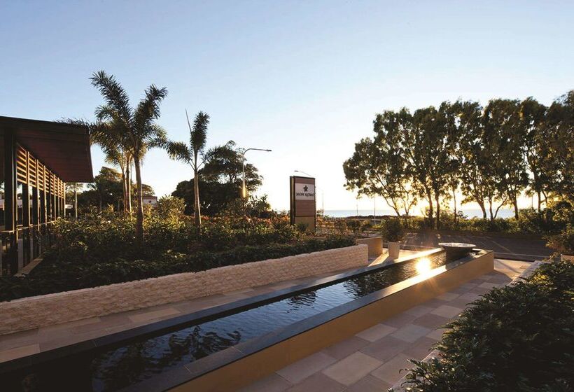 ホテル Oaks Redcliffe Mon Komo Suites