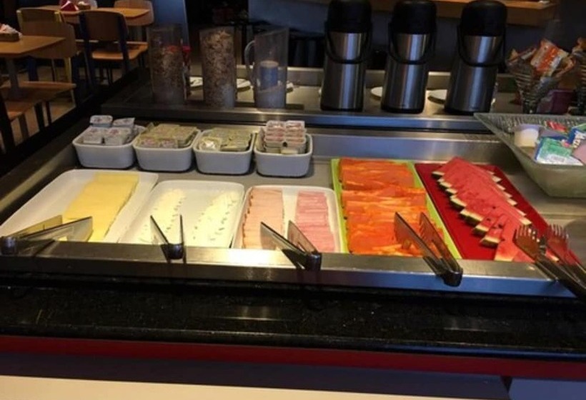 ホテル Oft Plaza Oeste