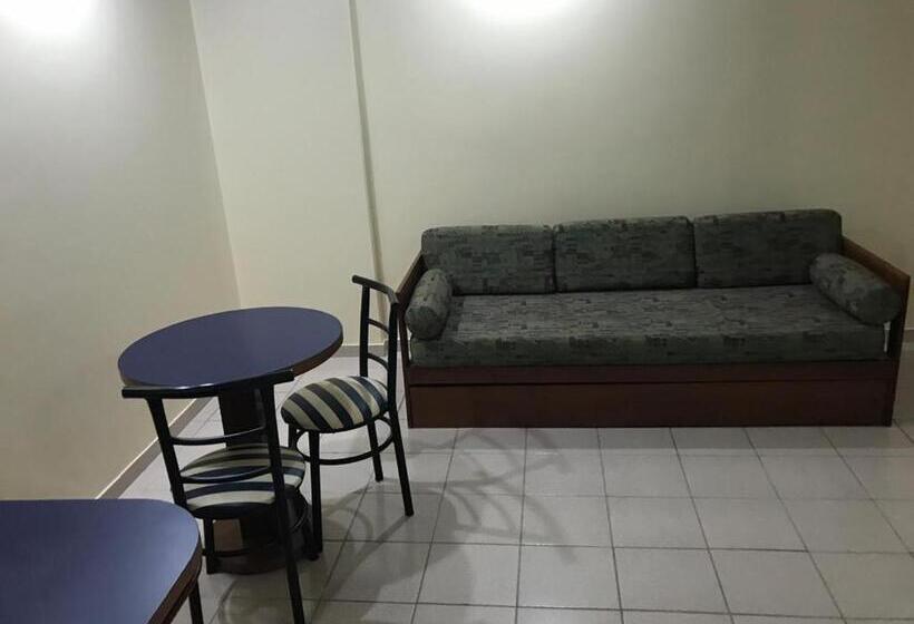 ホテル Oft Plaza Oeste