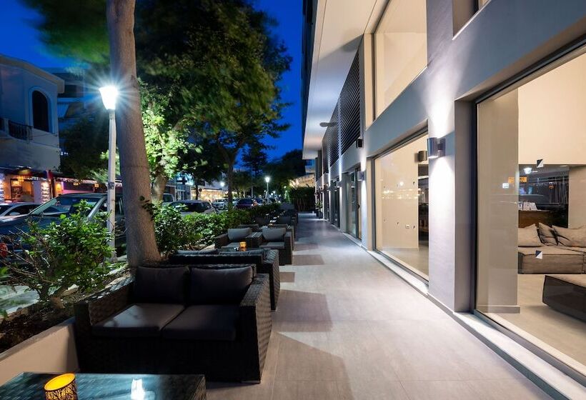 בית מלון כפרי Oktober Downtown Boutique