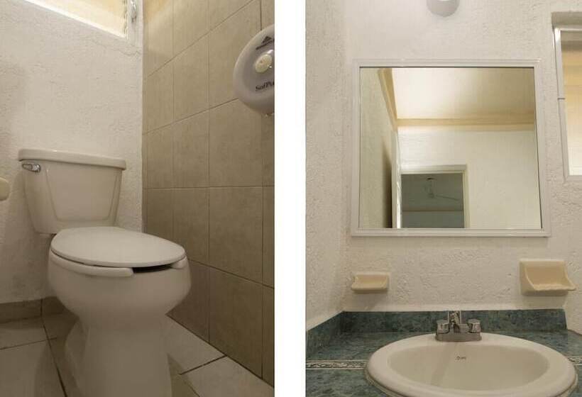 هتل Parotas Manzanillo