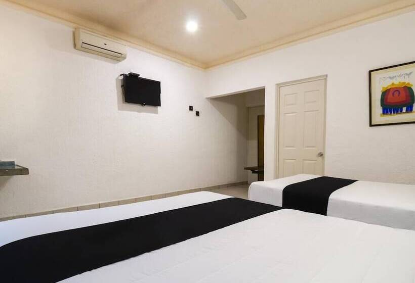 هتل Parotas Manzanillo