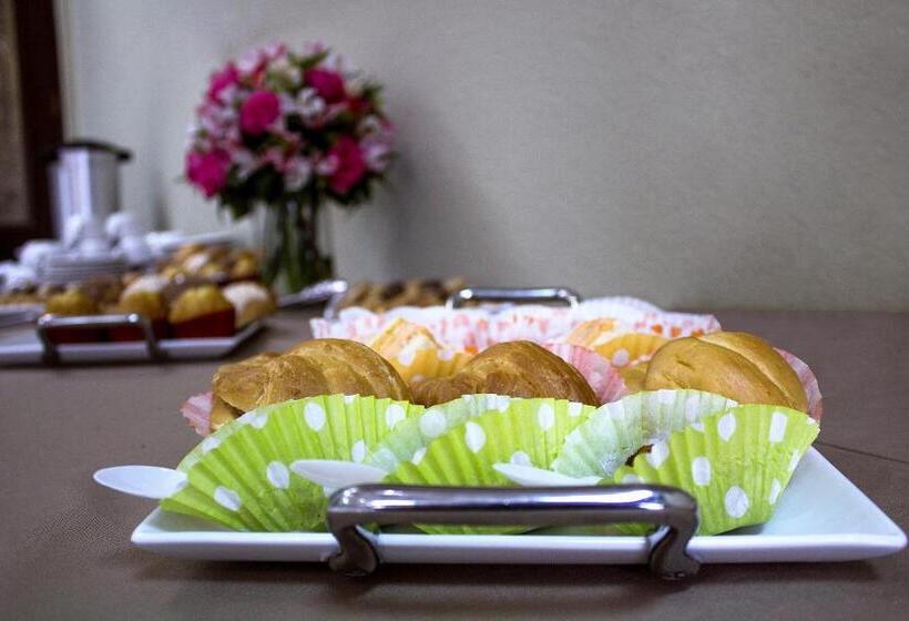 هتل Plaza Campeche