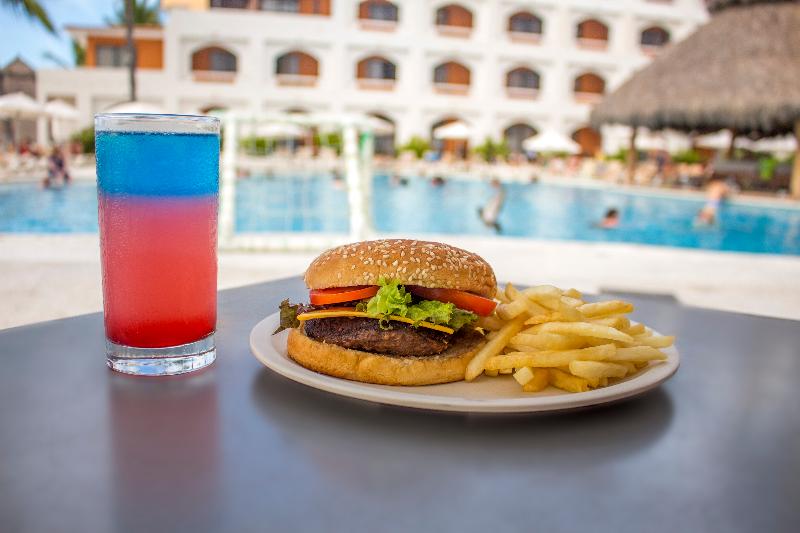 酒店 Plaza Pelicanos Club Beach Resort All Inclusive