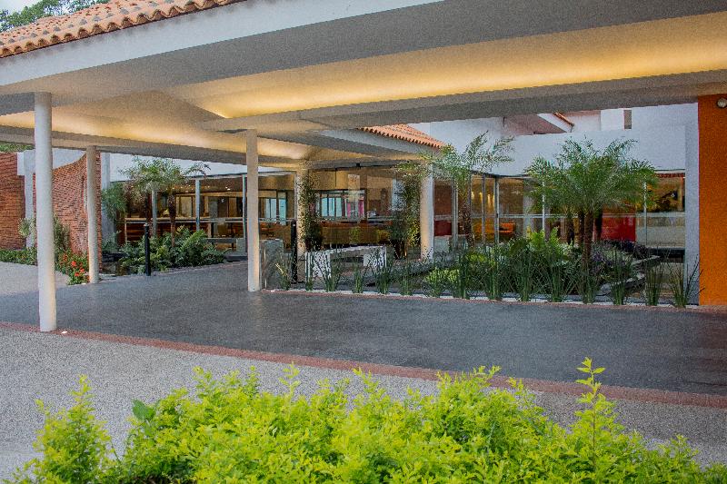 酒店 Plaza Pelicanos Club Beach Resort All Inclusive