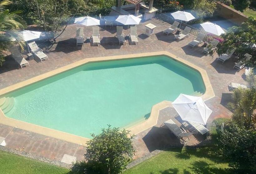 Posada Del Tepozteco   Hotel & Gallery