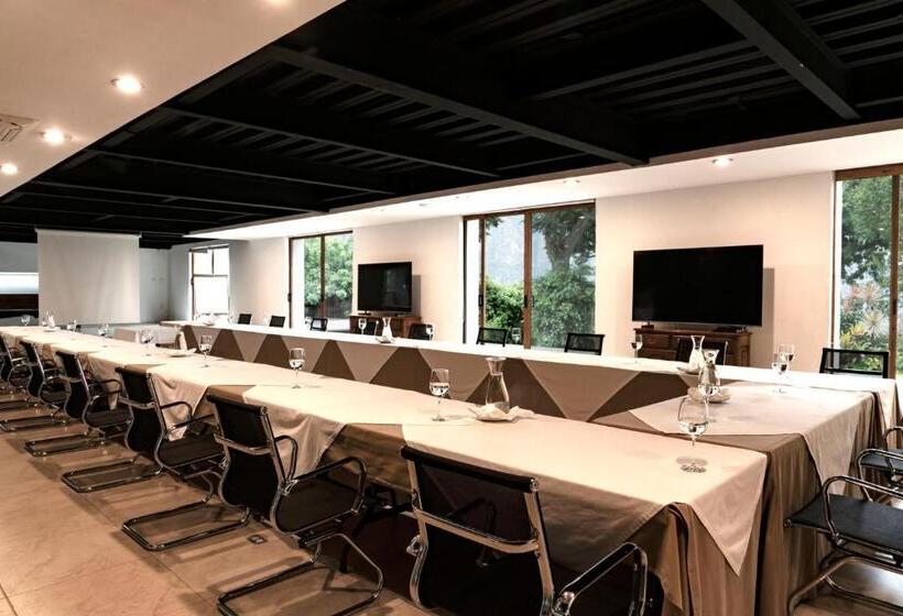 Posada Del Tepozteco   Hotel & Gallery