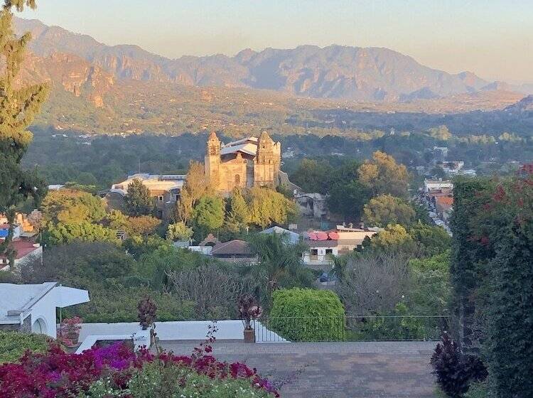 Posada Del Tepozteco   Hotel & Gallery