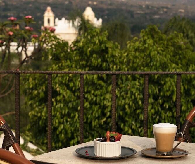 Posada Del Tepozteco   Hotel & Gallery