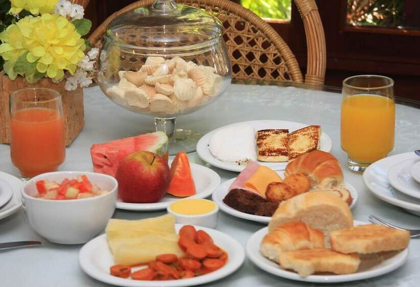 בית מלון כפרי Pousada Shalom Beach