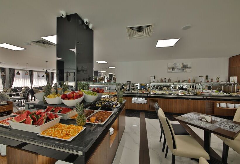 Prestige Deluxe Hotel Aquapark Club   All Inclusive