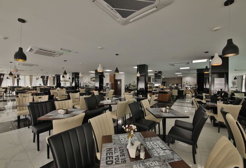 Prestige Deluxe Hotel Aquapark Club   All Inclusive