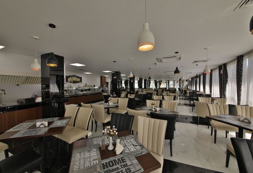 Prestige Deluxe Hotel Aquapark Club   All Inclusive