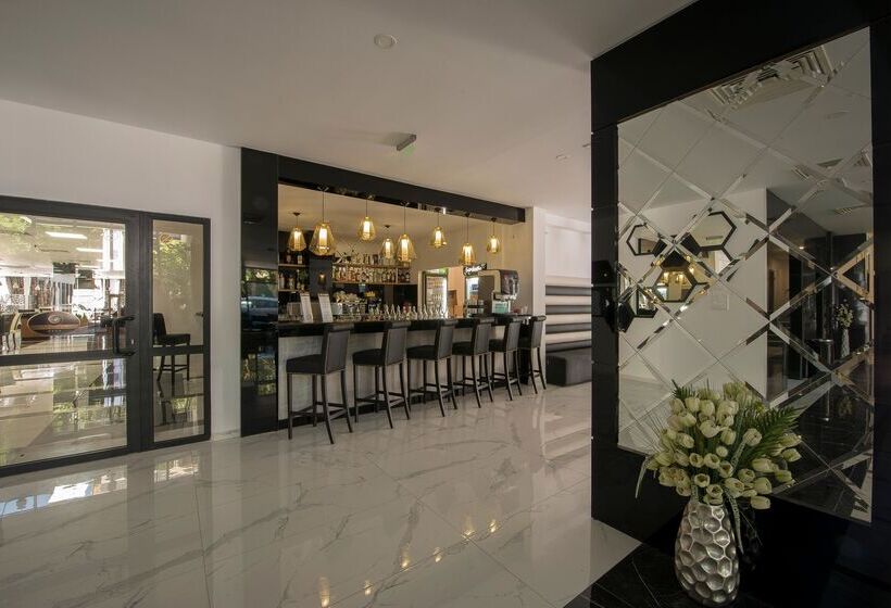 Prestige Deluxe Hotel Aquapark Club   All Inclusive