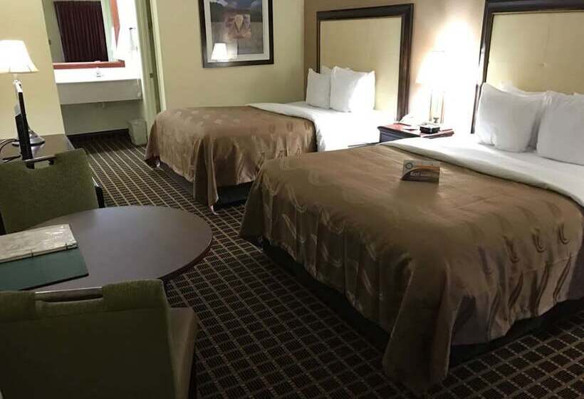 酒店 Quality Inn Byron