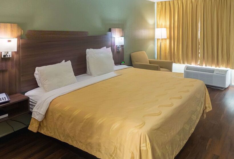 فندق Quality Inn Richmond Hill  Savannah I95