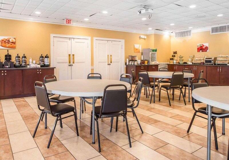 فندق Quality Inn Richmond Hill  Savannah I95