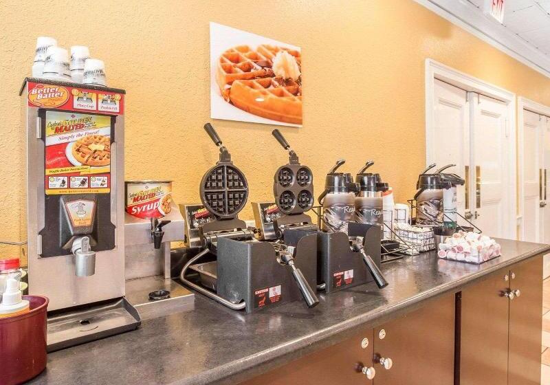 فندق Quality Inn Richmond Hill  Savannah I95