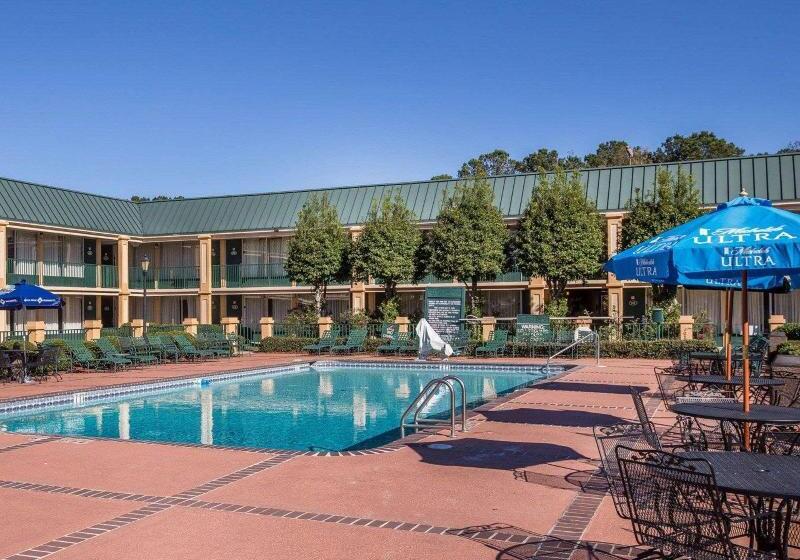 فندق Quality Inn Richmond Hill  Savannah I95