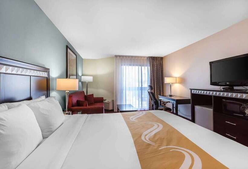 فندق Comfort Inn & Suites Irvine Spectrum