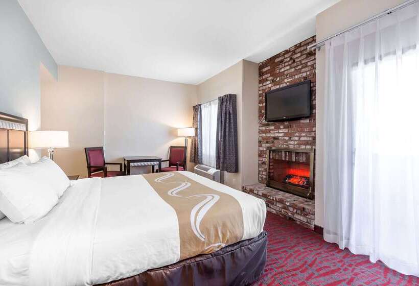 فندق Comfort Inn & Suites Irvine Spectrum