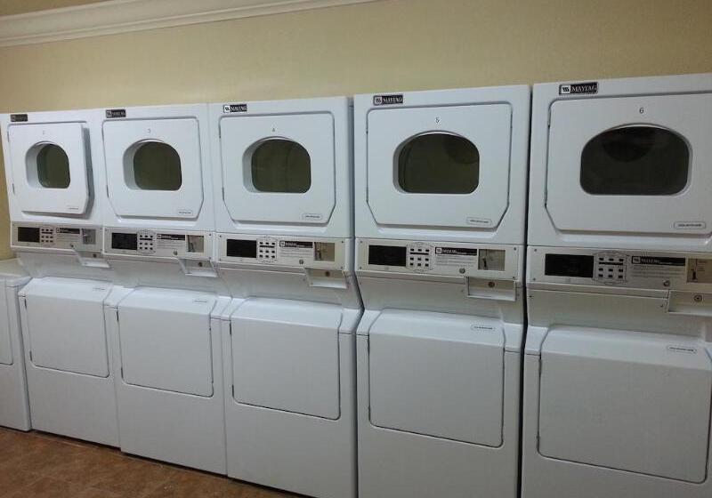 Отель Quality Inn & Suites Vacaville