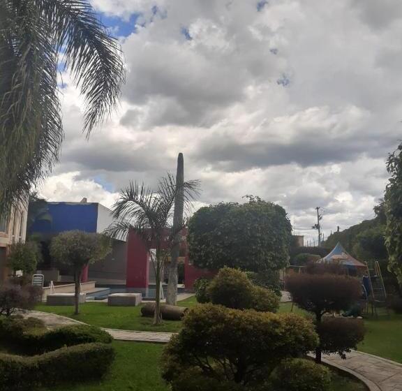 בית מלון כפרי Quinta Loriffe