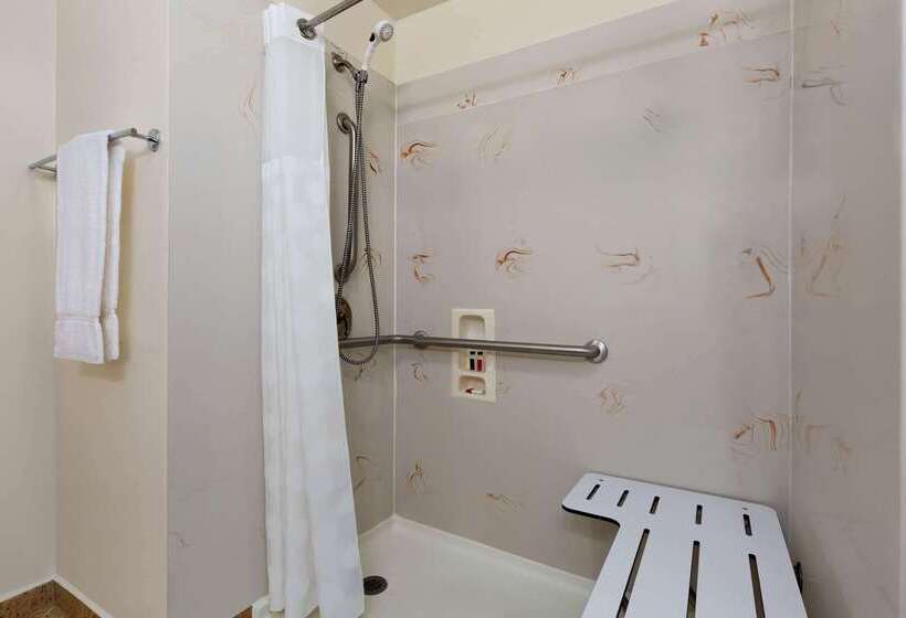 酒店 Ramada By Wyndham Oakland Downtown City Center