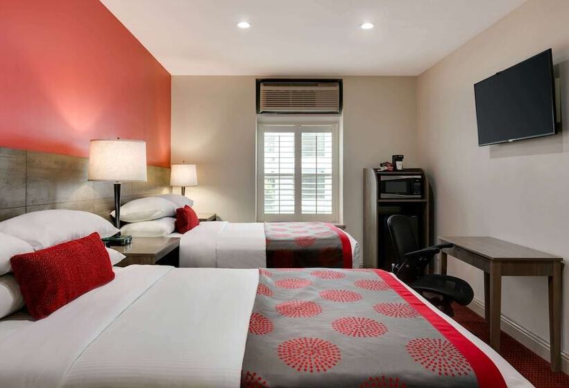 酒店 Ramada By Wyndham Oakland Downtown City Center