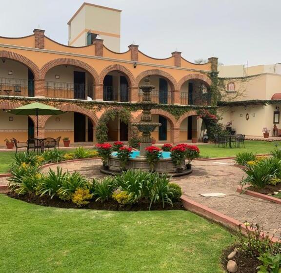 فندق Real De Huasca