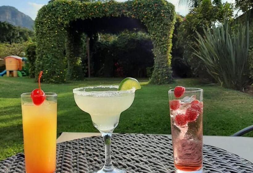 ホテル Real Del Valle Tepoztlan