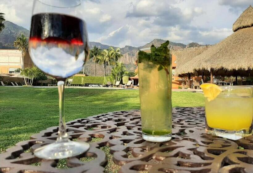 ホテル Real Del Valle Tepoztlan