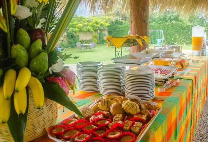 ホテル Real Del Valle Tepoztlan