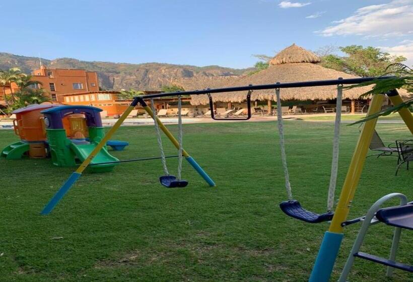 ホテル Real Del Valle Tepoztlan