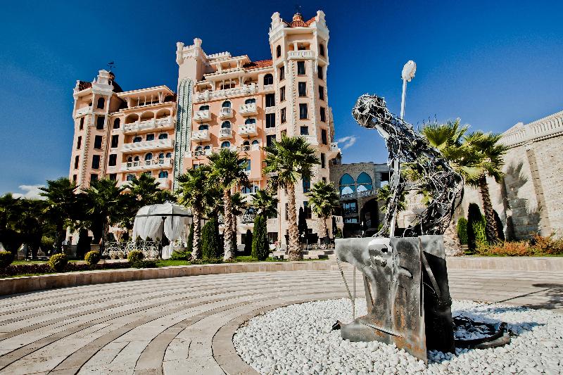 فندق Royal Castle Design & Spa