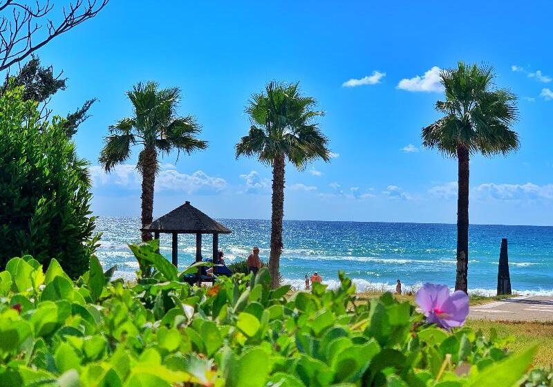 فندق Royal Castle Design & Spa