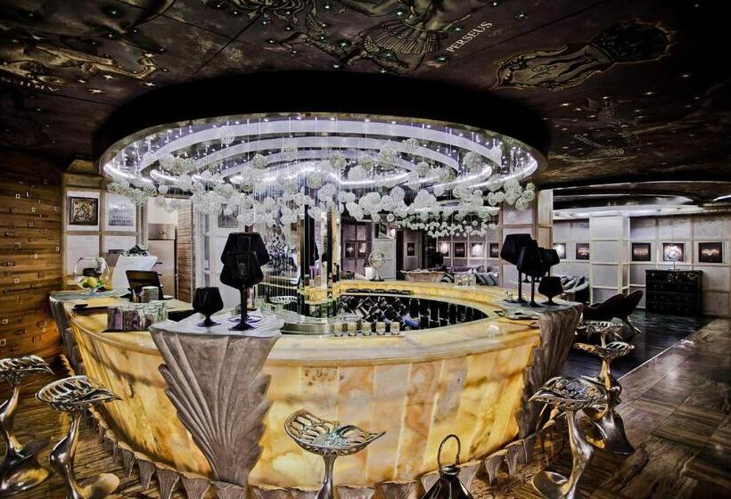 فندق Royal Castle Design & Spa