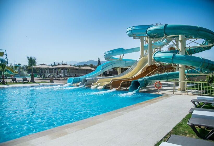 호텔 Senseana Sea Side Resort & Aquadventure